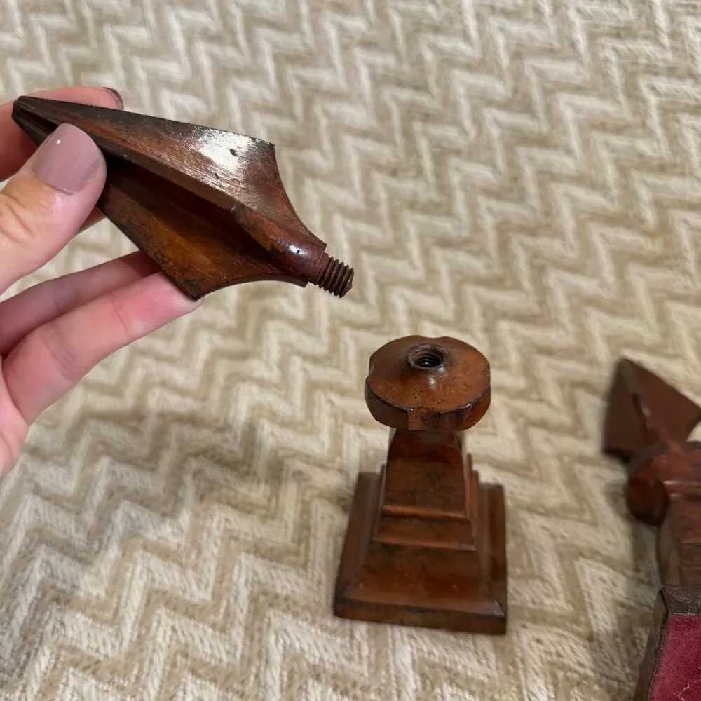 Vintage Hosley Solid Brass Finial Spears Burl Wood Finish Set of 2